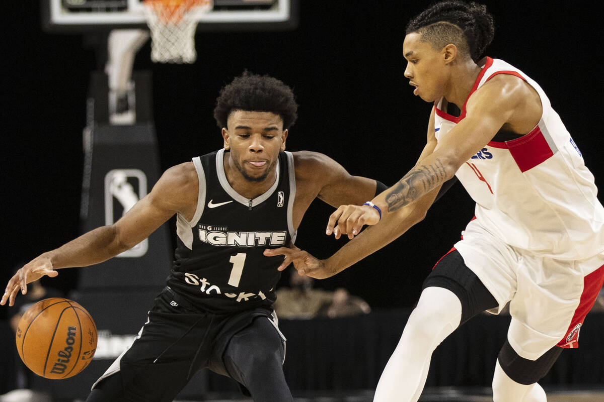 NBA G League Ignite's Jaden Hardy (1) drives past Agua Caliente Clippers Brandon Boston Jr. (4) ...