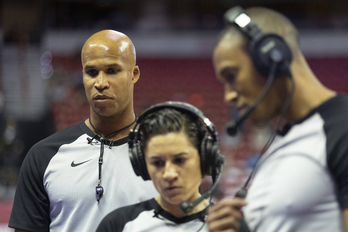 Former NBA champion Richard Jefferson, left, officiates the second quarters of a NBA Summer Lea ...