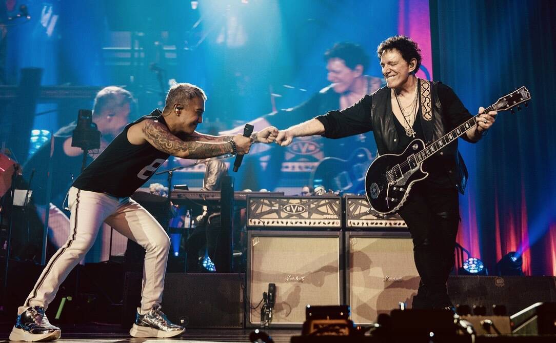 Arnel Pineda and Neal Schon of Journey perform at Resorts World Theatre on Saturday, July 16, 2 ...