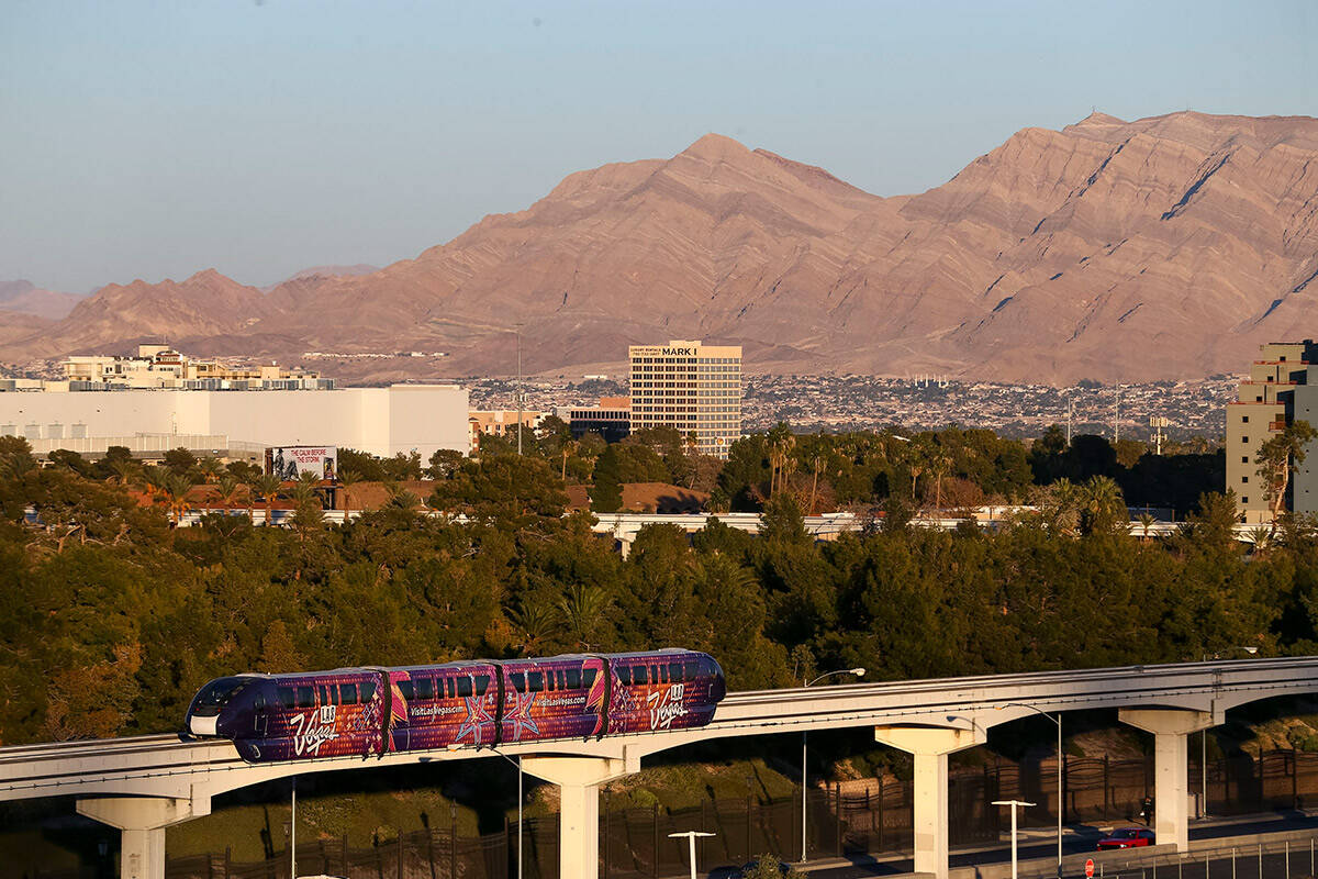 The Las Vegas Monorail moves above Sand Avenue on Thursday, Dec. 14, 2017. (Richard Brian/Las V ...