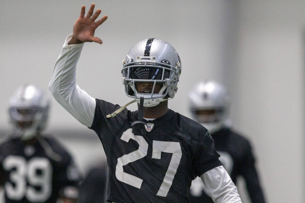 Raiders cornerback Trayvon Mullen (27) stretches during team practice at the Raiders Headquarte ...