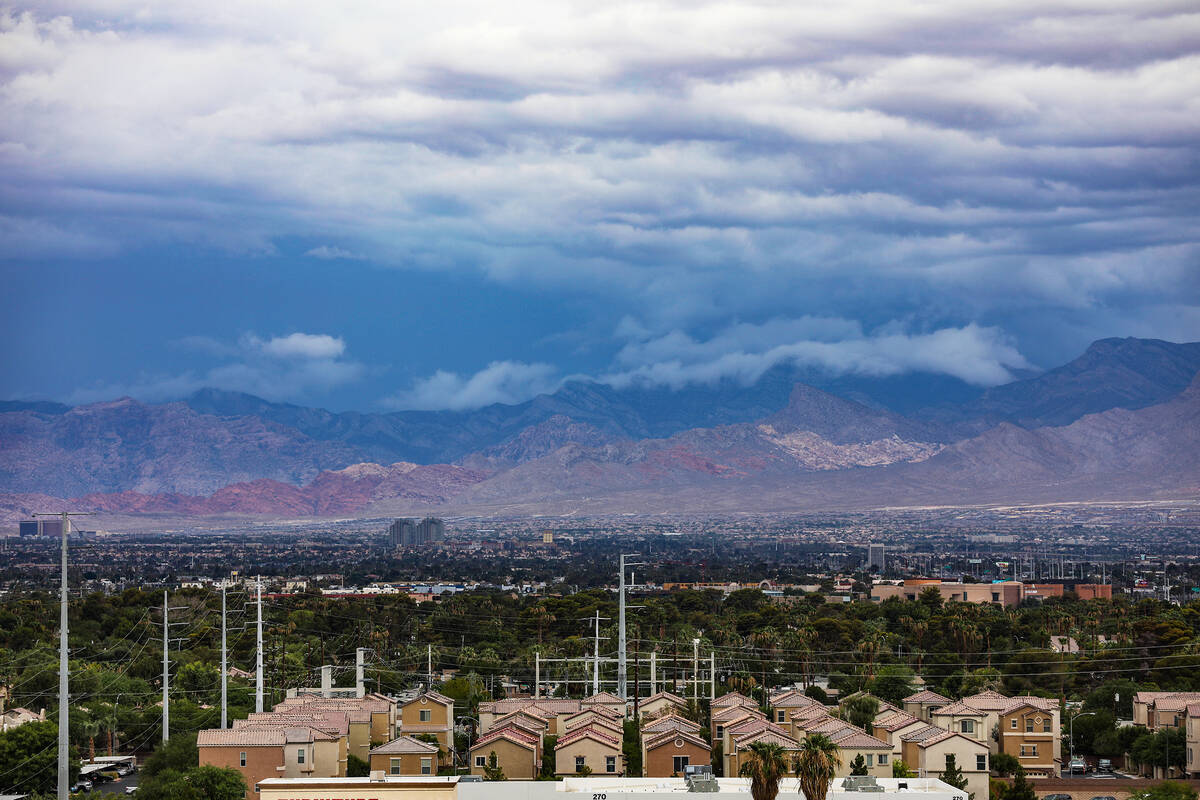 Storm cloud cover facing West in Las Vegas, Monday, July 25, 2022. (Rachel Aston/Las Vegas Revi ...