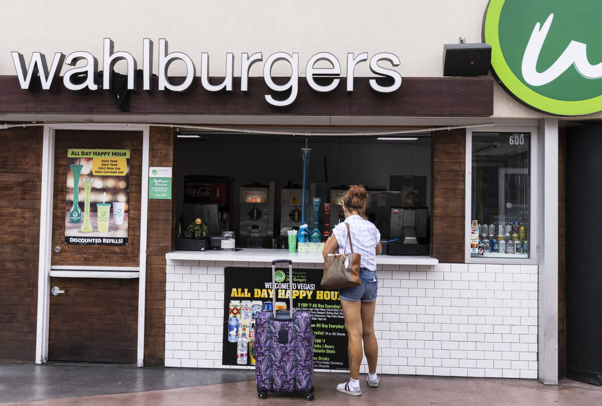 Wahlburgers restaurant is shown on Tuesday, July 26, 2022, on the Las Vegas.strip. (Bizuayehu ...