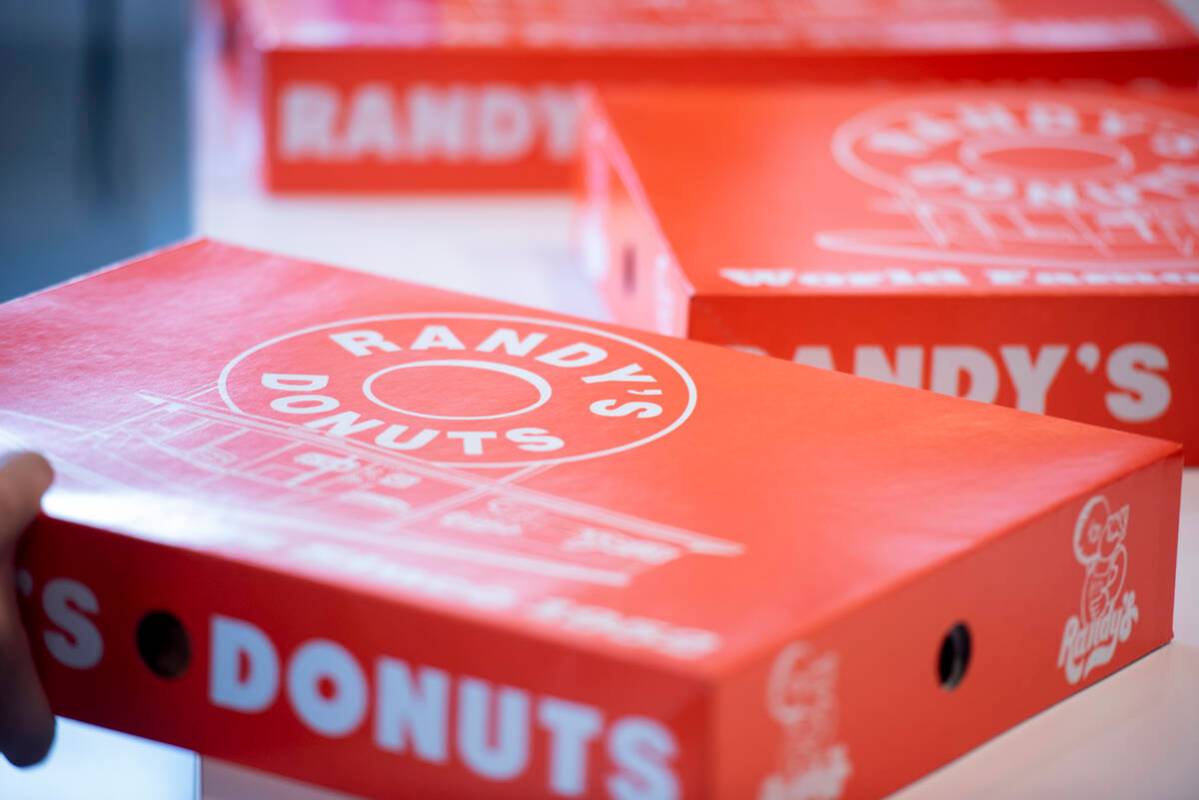 Randy's Donuts on South Rainbow Boulevard on Friday, Aug. 19, 2022, in Las Vegas. The shop, ori ...