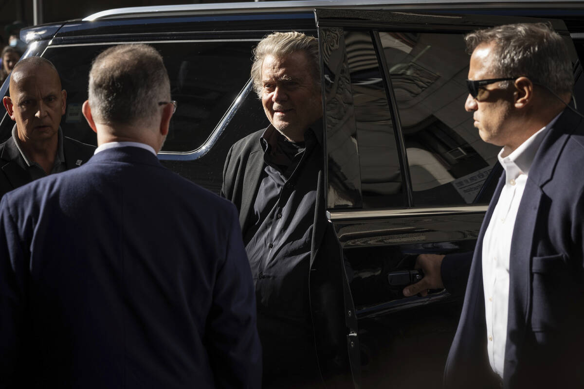 Former White House strategist Steve Bannon, arrives at court, Thursday, Sept. 8, 2022, in New Y ...