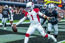Arizona Cardinals quarterback Kyler Murray (1) scampers into the end zone past Raiders cornerba ...