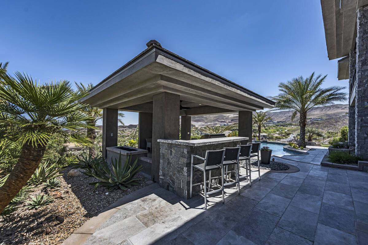 The outdoor kitchen. (Rob Jensen Co.)