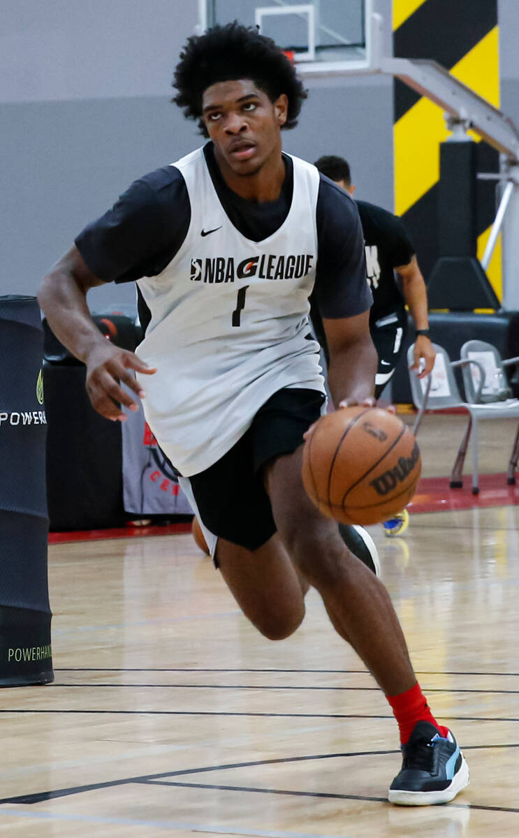NBA G League Ignite's Scoot Henderson participates in practice on Thursday, Sept. 22, 2022, in ...