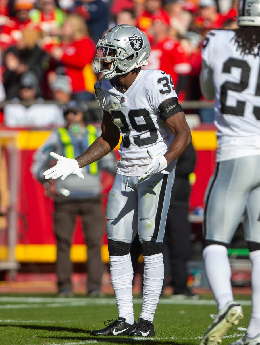 Raiders cornerback Nate Hobbs (39) reacts to being penalized for during the second quarter of a ...