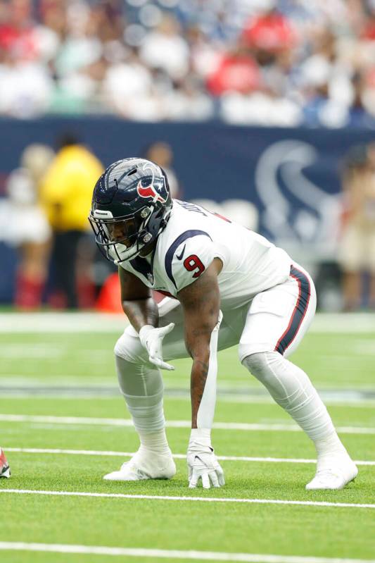 Houston Texans tight end Brevin Jordan (9) lines up for the snap during an NFL football game ag ...