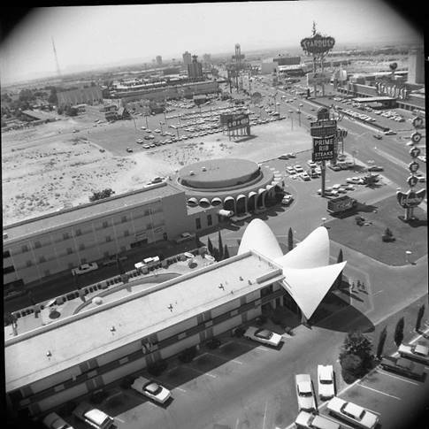 La Concha Motel en Las Vegas diseñado por el arquitecto Paul Revere Williams. (Nevada State Mu ...