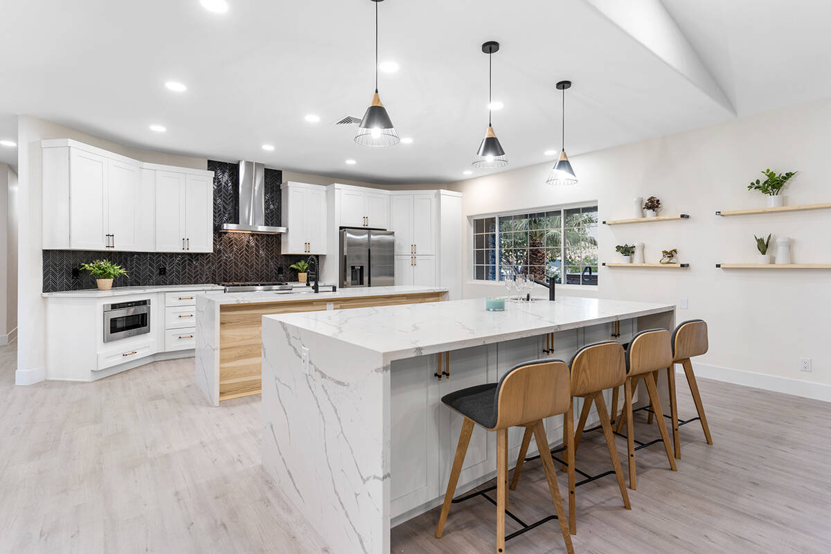 The kitchen. (Sotheby’s International Realty)