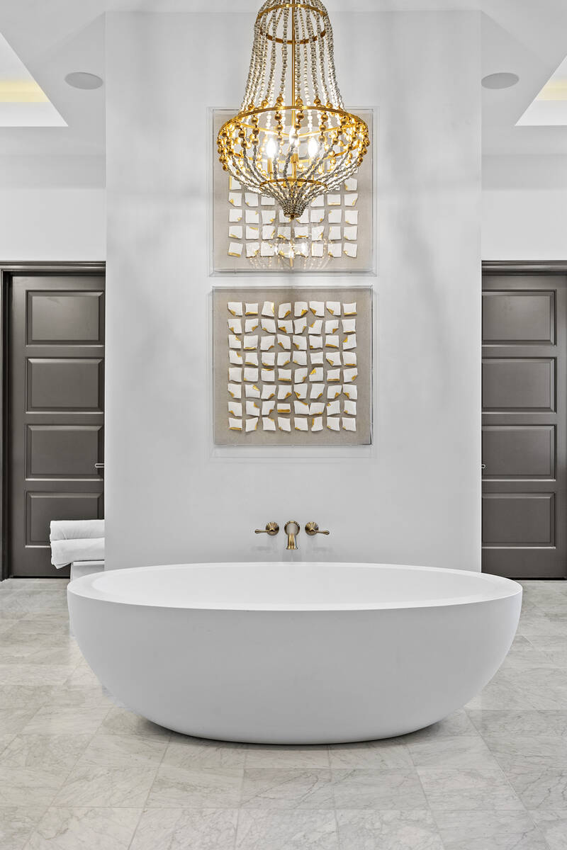 Master bath. (Douglas Elliman, Nevada)