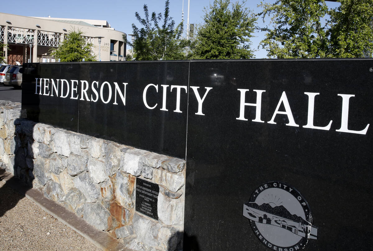 Henderson City Hall (Bizuayehu Tesfaye/Las Vegas Review-Journal)