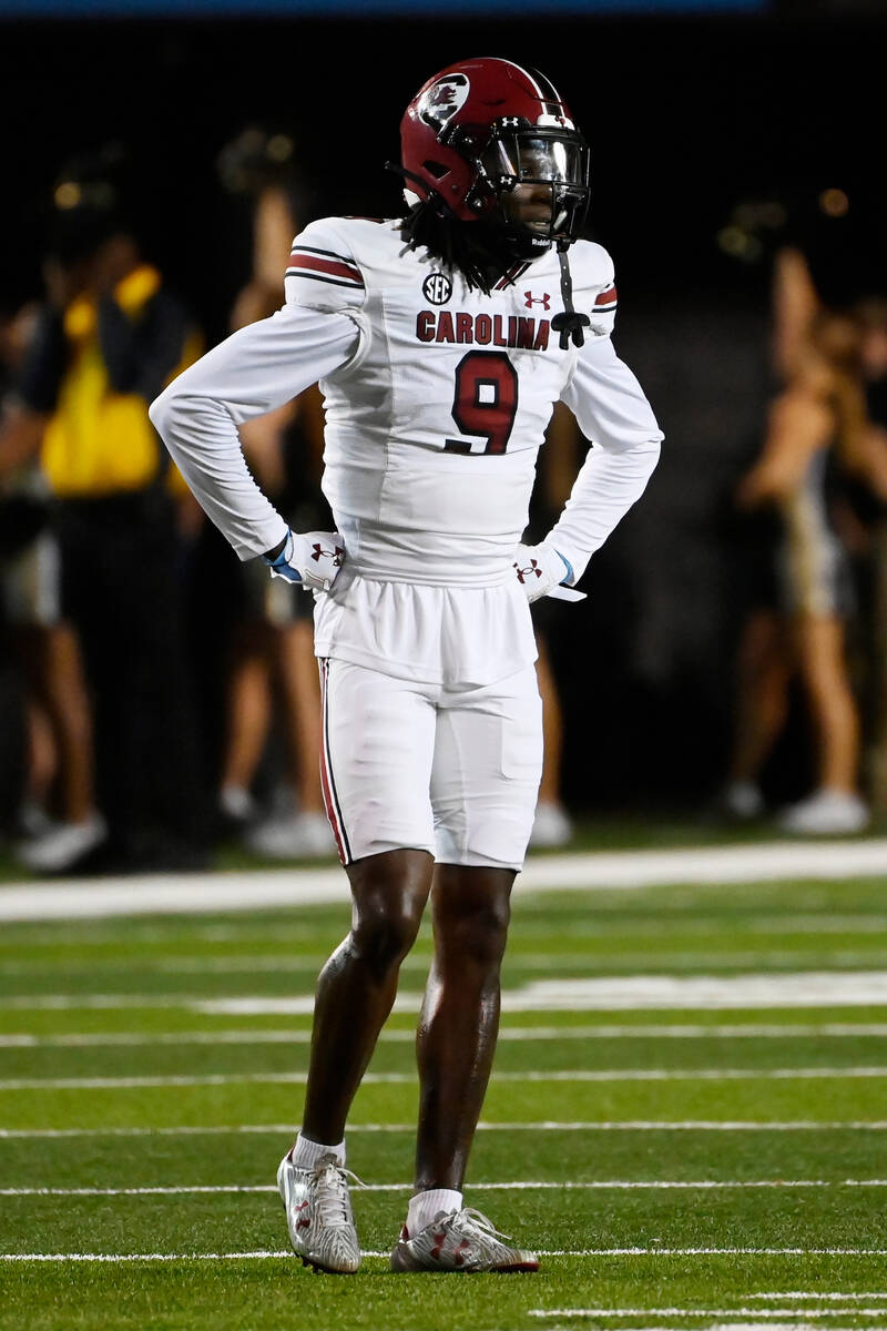 South Carolina defensive back Cam Smith (9) plays against Vanderbilt in the first half of an NC ...