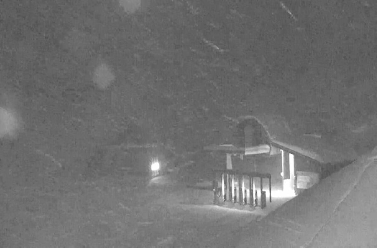 A webcam shows heavy snowfall at Lee Canyon shortly before 9 p.m. Saturday, Jan. 14, 2023. (Lee ...
