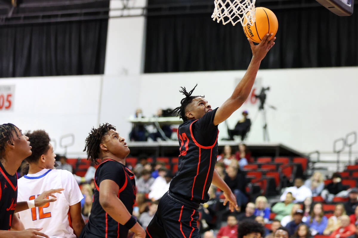 Coronado's Josiah Cunningham (23) shoots the ball for a score during the second half of a Big C ...