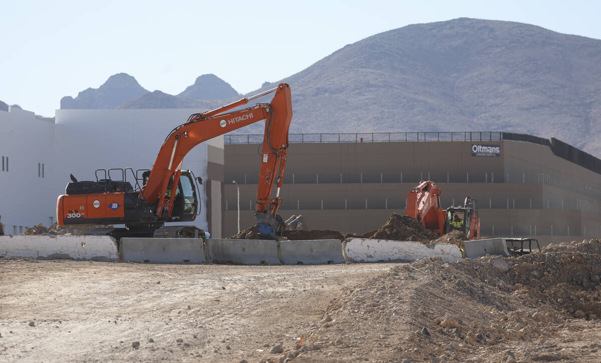 Construction continues on a warehouse complex off of Volunteer Boulevard on Tuesday, Jan. 24, 2 ...