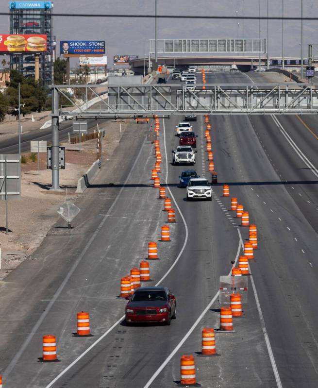 Motorists exit on Flamingo Road as construction led to the closure of the I-15 freeway between ...