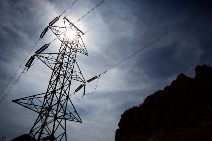 A power line is seen in 2014 at Hoover Dam. (Las Vegas Review-Journal)