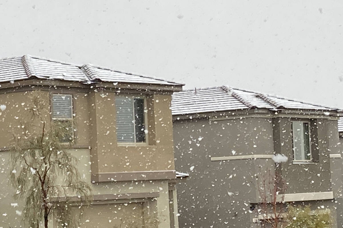 Snow falls in Summerlin on Wednesday, March 1, 2023, in Las Vegas. (Eli Segall/Las Vegas Review ...