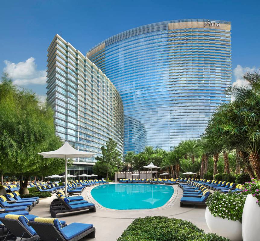 Sky Pool at Aria. (Courtesy MGM Resorts International)