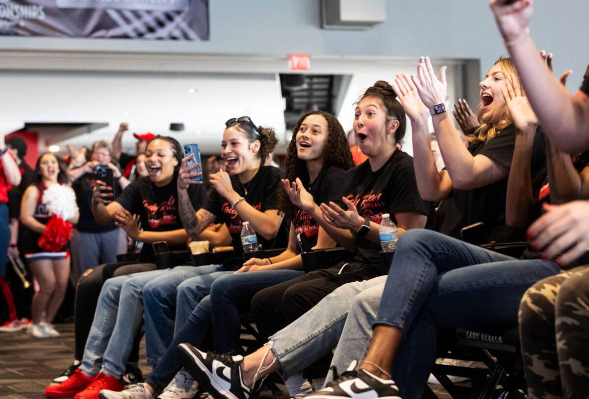 UNLV Lady Rebels players, from left, Alyssa Brown, Essence Booker, Kiara Jackson, Alyssa Duraz ...