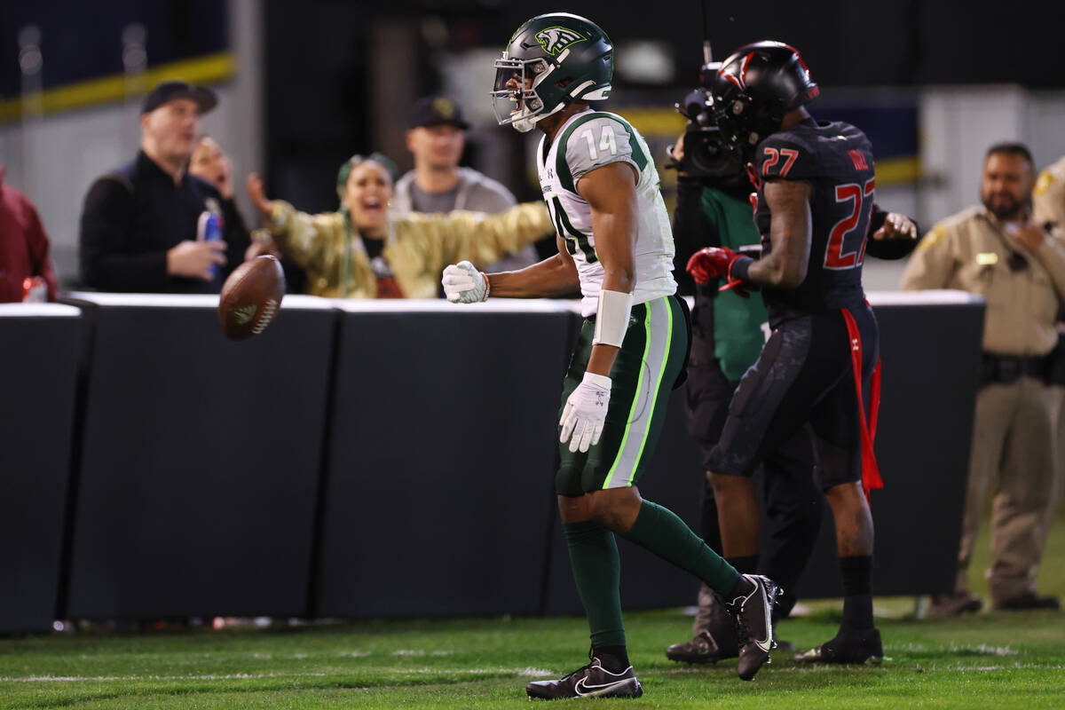 Orlando Guardians wide receiver Charleston Rambo (14) celebrates his touchdown catch against th ...