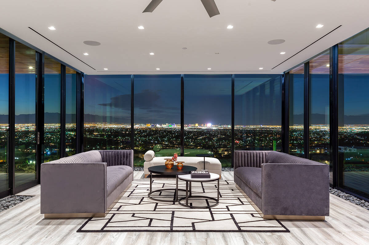 A sitting area in the master suite of Gene Simmons' former home in Ascaya. (IS Luxury)