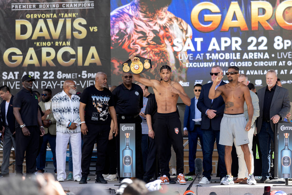 David Morrell Jr., center left, and Yamaguchi Falcao appear during their weigh-ins at Toshiba P ...