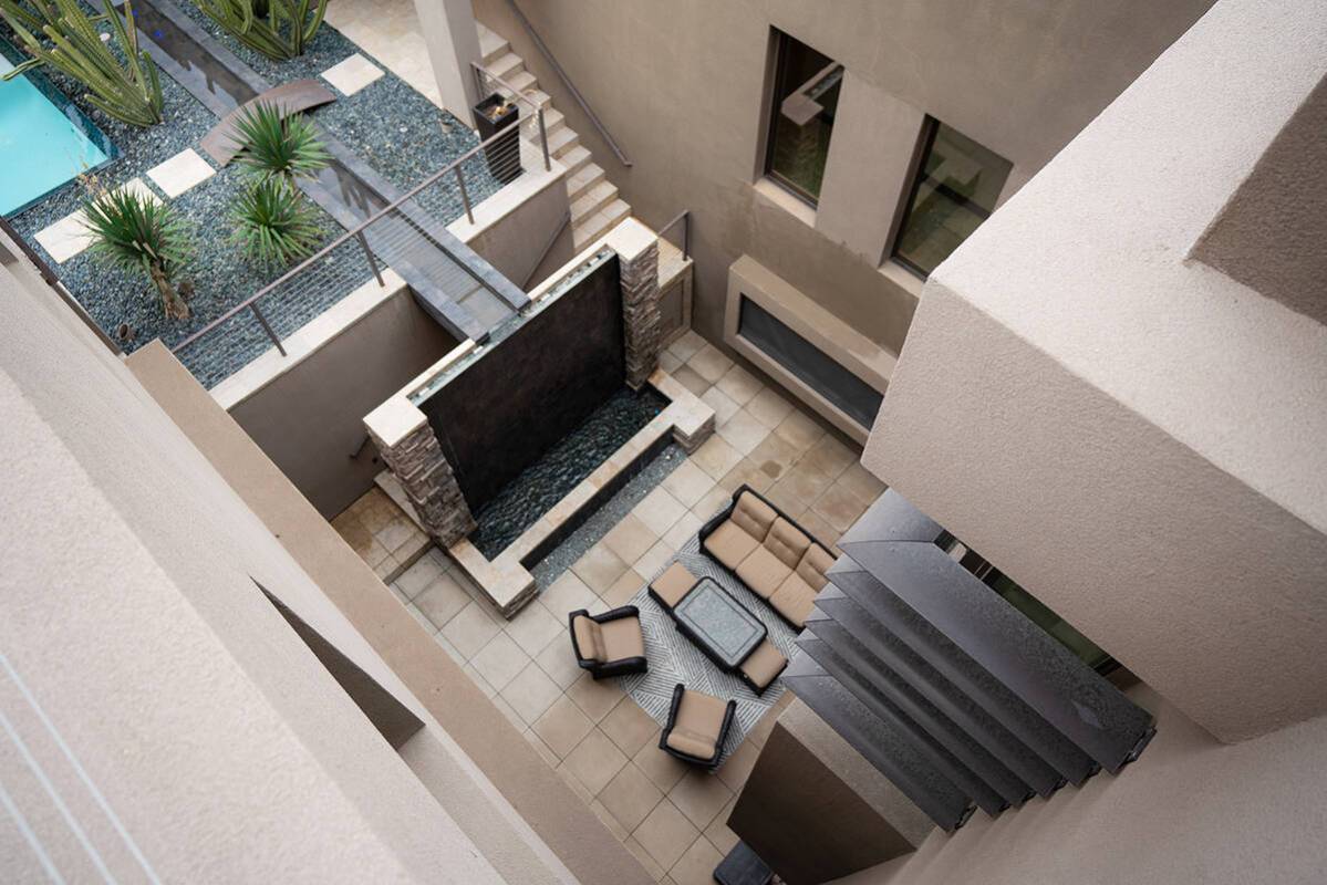 The courtyard. (Daniel Gutierrez, Red Luxury Marketing & Production Studios)