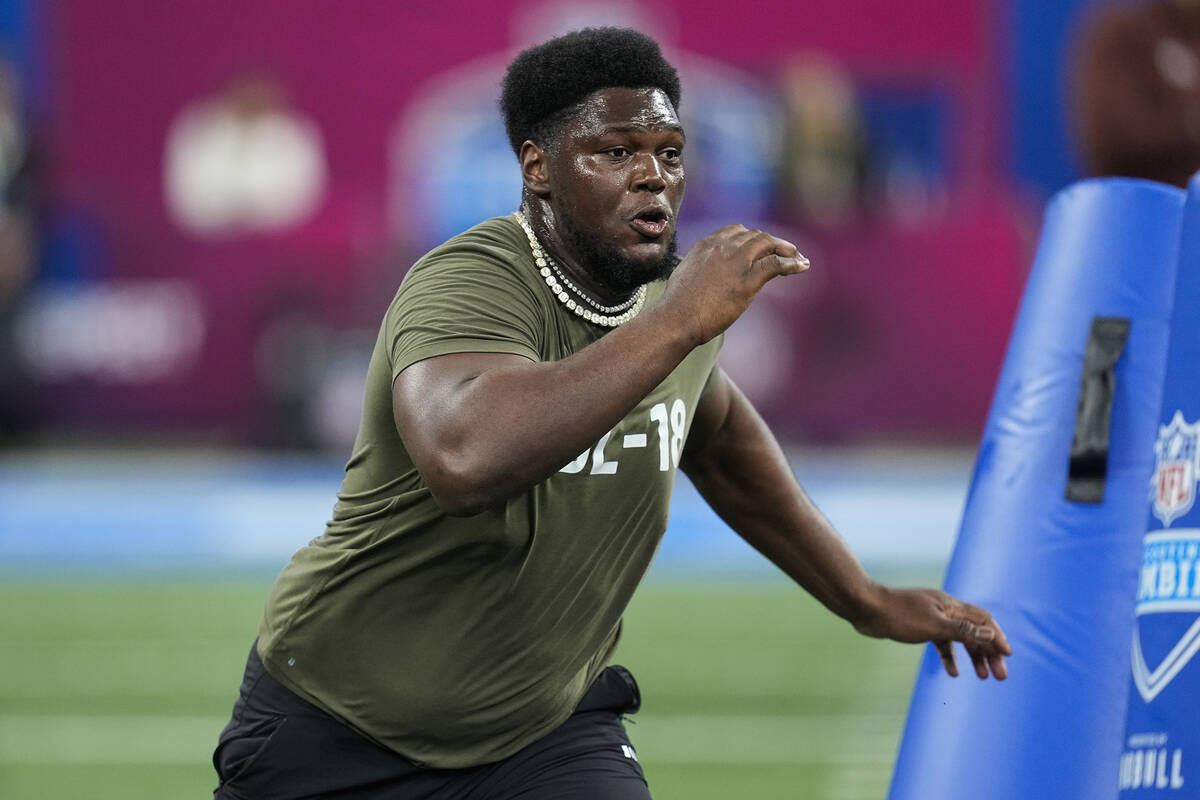 Alabama defensive lineman Byron Young. (AP Photo/Darron Cummings)