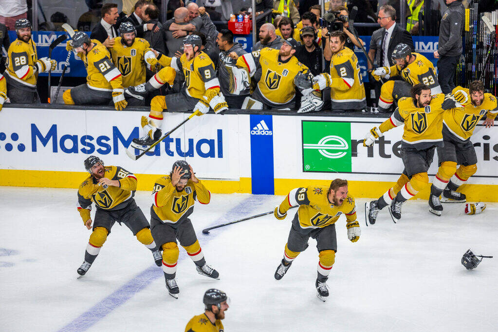 The Golden Knights players leave the bench in celebration of their 9-3 win over the Florida Pan ...