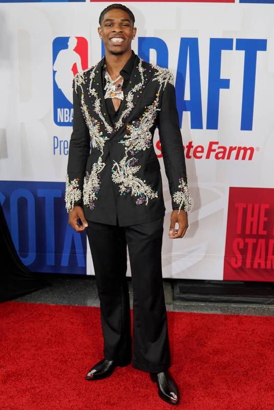 Scoot Henderson arrives at Barclays Center before the NBA basketball draft, Thursday, June 22, ...