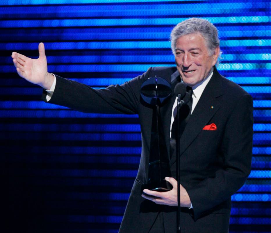 Tony Bennett accepts the century award at the Billboard Music Awards in Las Vegas, Monday, Dec. ...