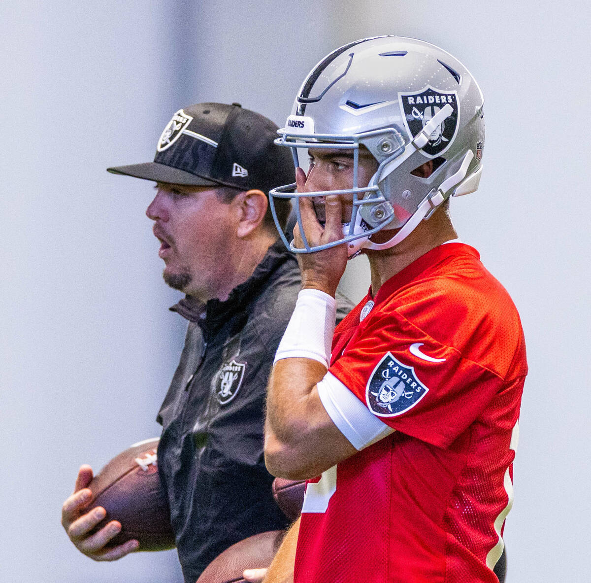 Raiders quarterback Jimmy Garoppolo (10) looks on during training camp at the Intermountain Hea ...