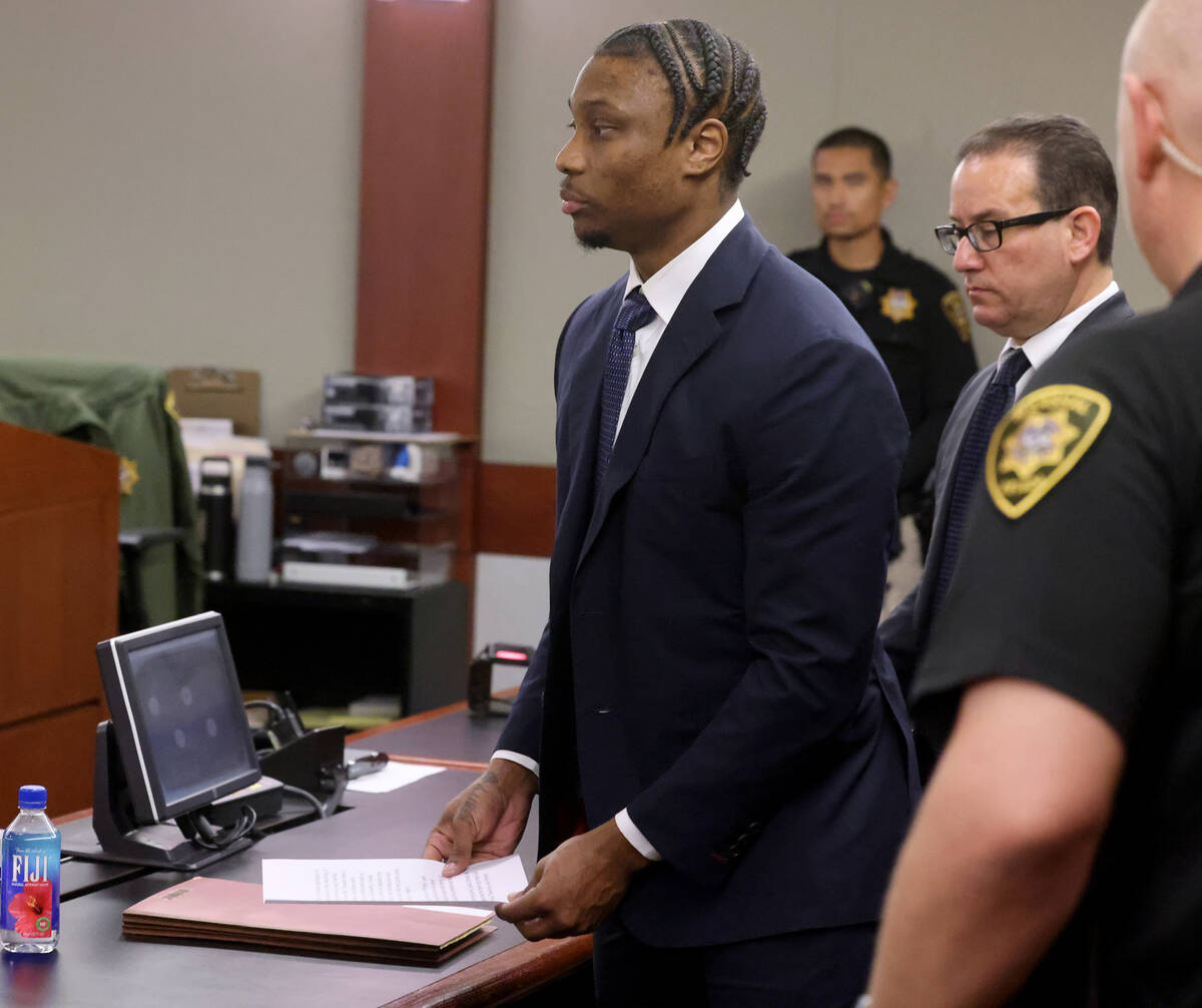 Former Raiders wide receiver Henry Ruggs prepares to read a statement in court at the Regional ...