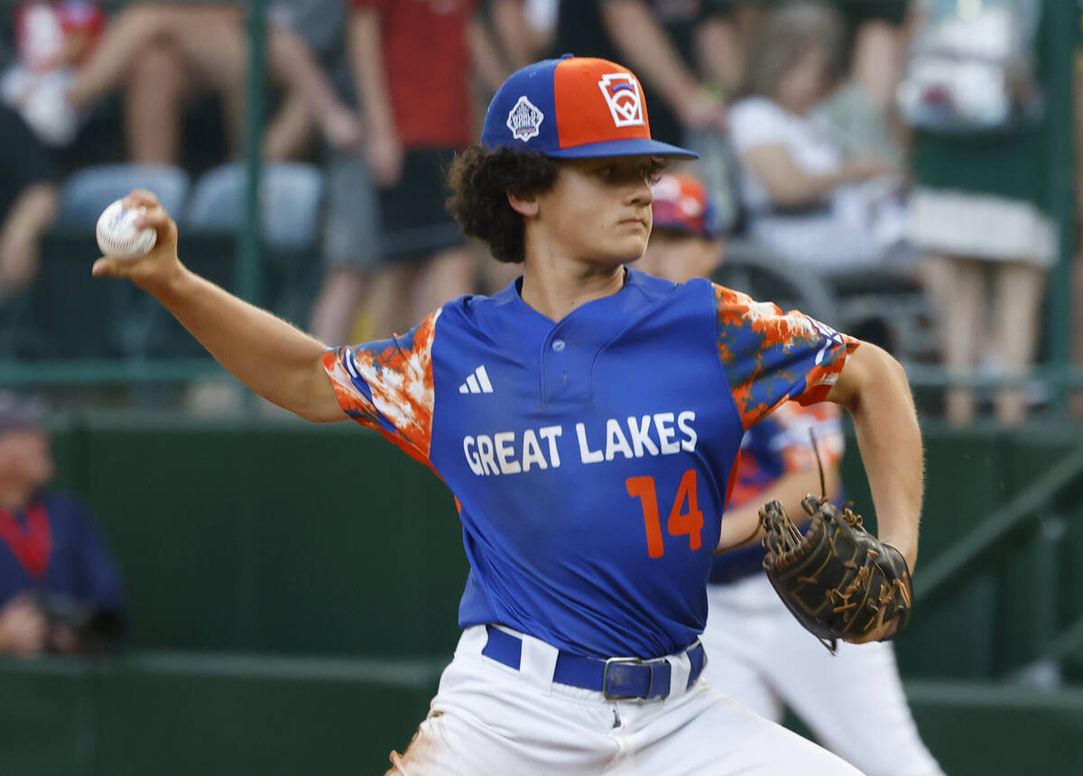 New Albany All-Stars pitcher Kevin Klingerman delivers a pitch against El Segundo California Al ...