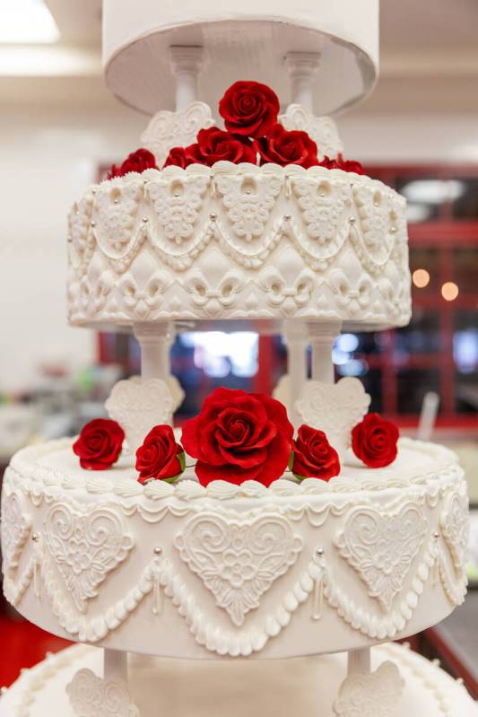 The replica of Elvis and Priscilla Presley’s famous 1967 wedding cake is shown at Carlos's Ba ...