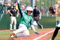 Seattle, Washington Calvin Shumway beats a throw to score against Nolensville, Tennessee during ...