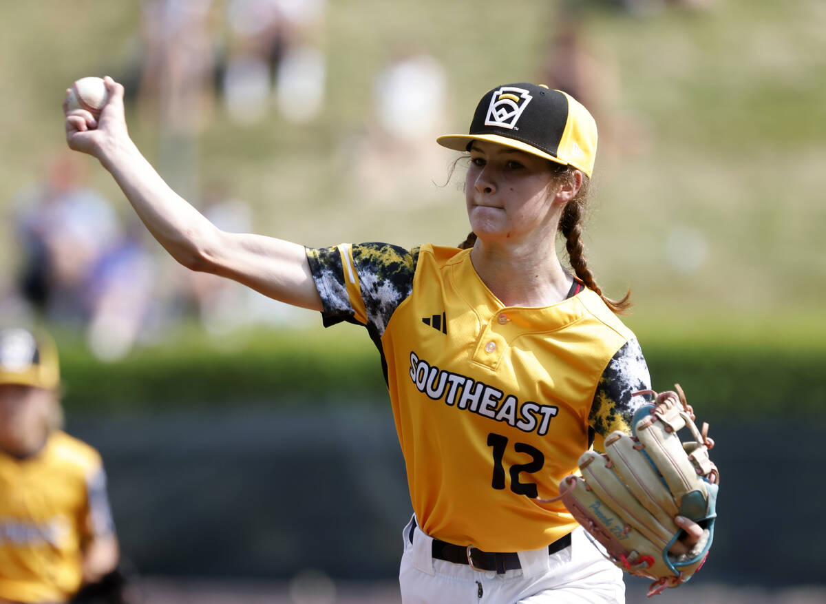 Nolensville, Tennessee pitcher Stella Weaver delivers a pitch against Seattle, Washington, duri ...