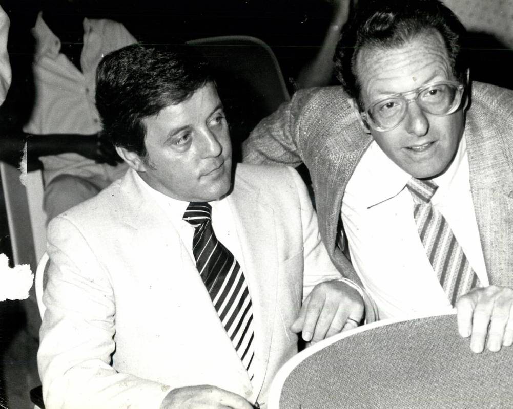 Anthony Spilotro left, Oscar Goodman, right. (Rene Germanier/Las Vegas Review-Journal)