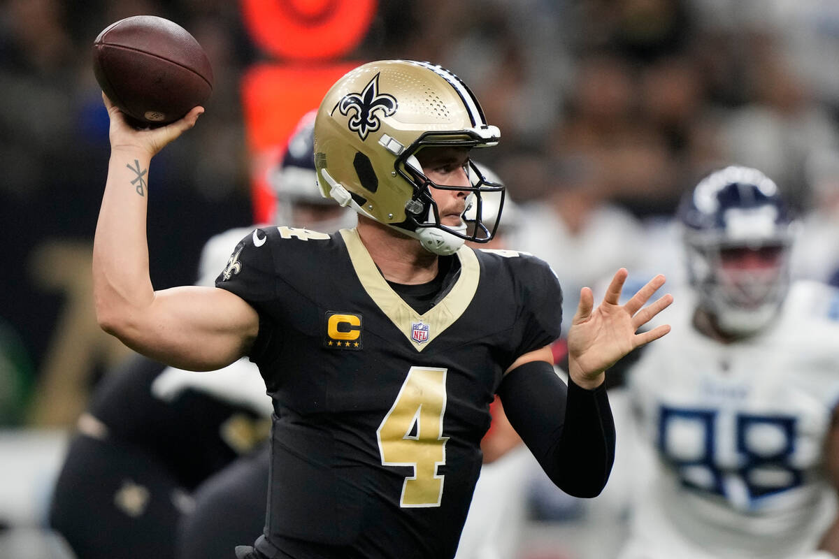 New Orleans Saints quarterback Derek Carr (4) throws a pass against the Tennessee Titans in the ...