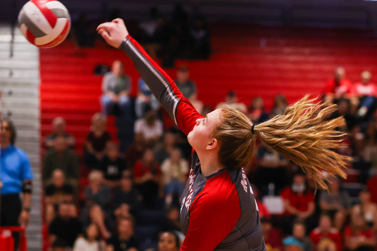 Arbor View’s Madison Garvin (7) spikes the ball during a volleyball game between Arbor V ...