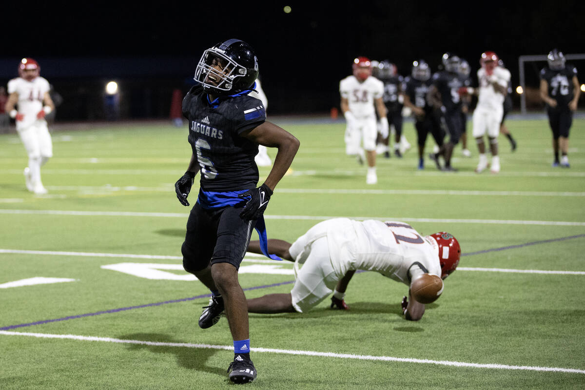 Desert Pines wide receiver Massiah Mingo (6) reacts after Arbor View free safety Damien Dixon J ...