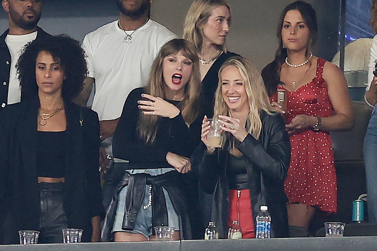 Taylor Swift, second from left, and Brittany Mahomes, watch play between the New York Jets and ...