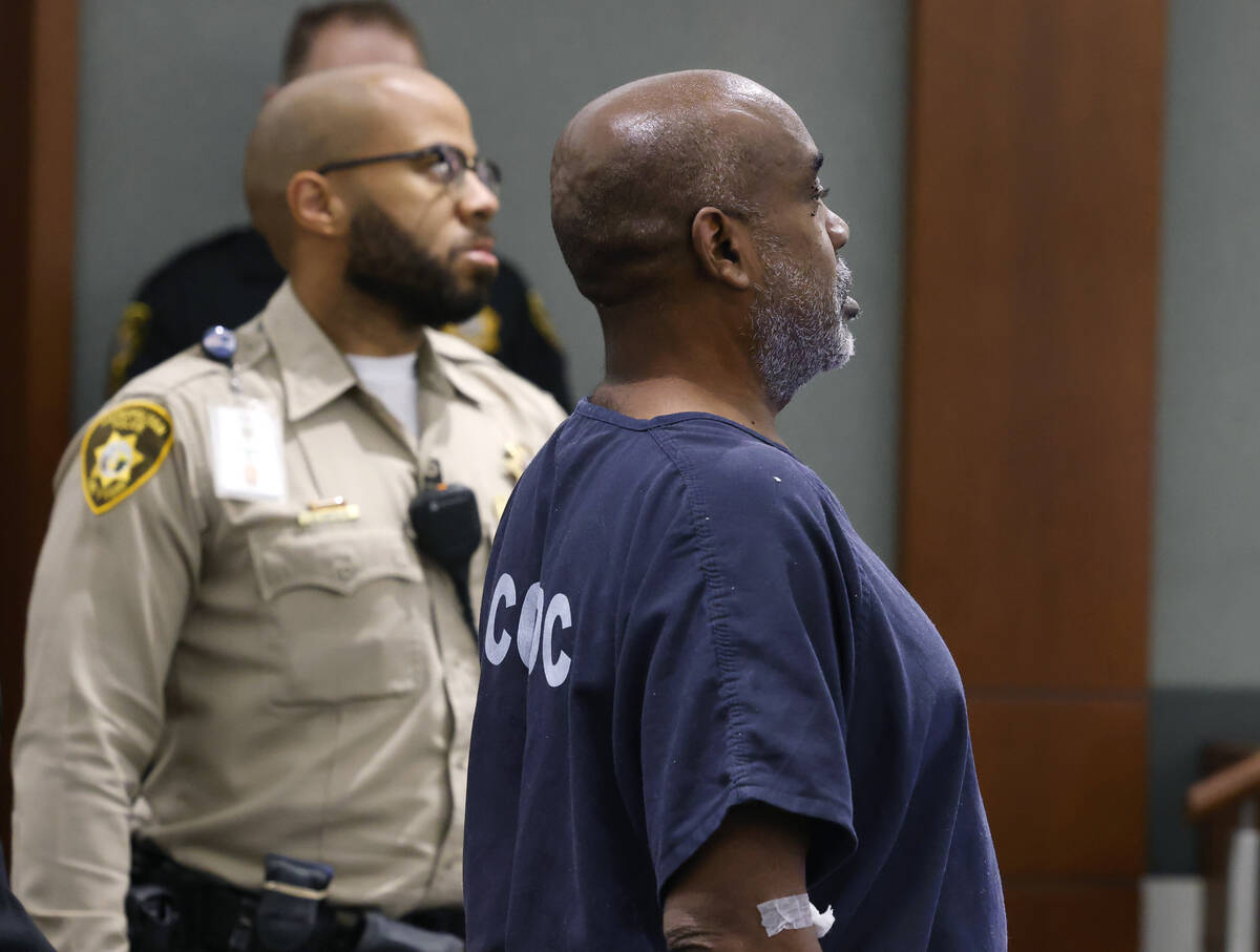 Duane Davis, accused of fatally shooting rapper Tupac Shakur in 1996, appears in court during h ...