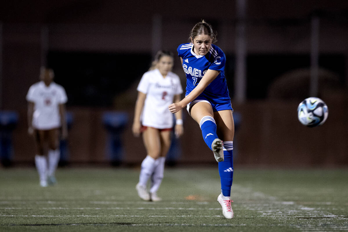 Bishop Gorman midfielder Kennedy Herman (7) attempts a goal against Liberty during a high schoo ...