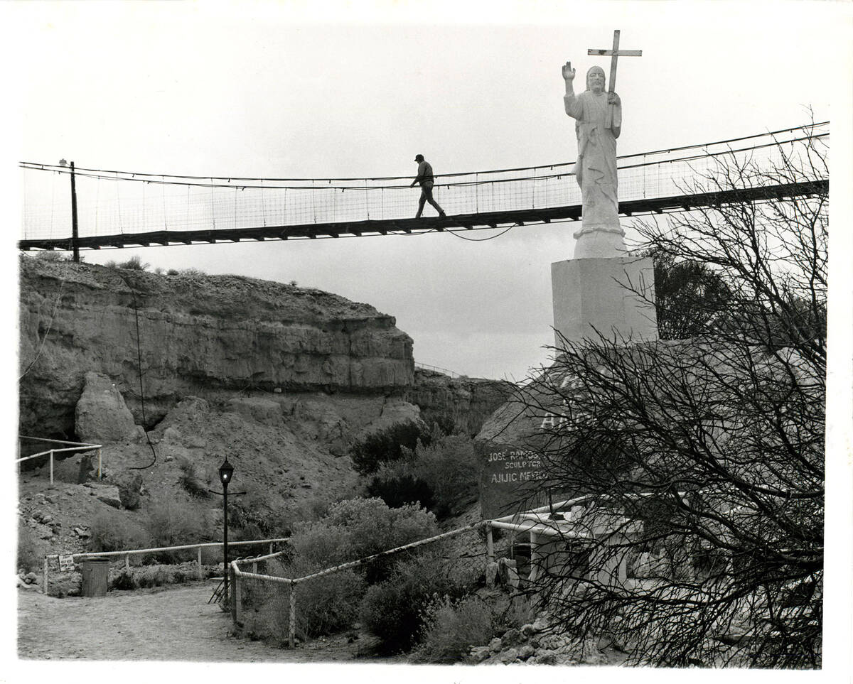Cathedral Canyon walking bridge. (Wayne Kodey/Las Vegas Review-Journal)