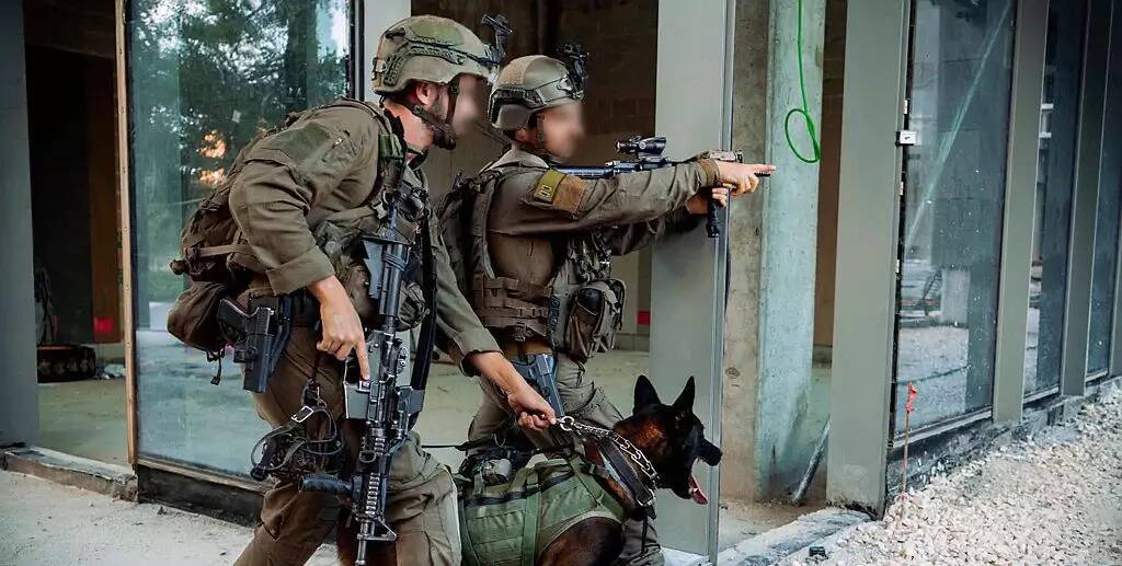 Troops from the IDF K-9 unit. (IDF)